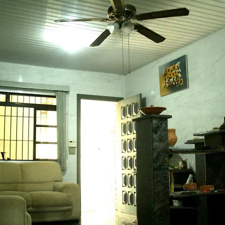 Itaguá Guest House-3
